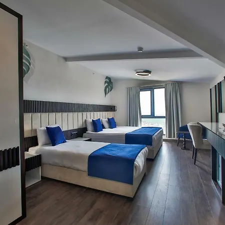 Kavala 4*