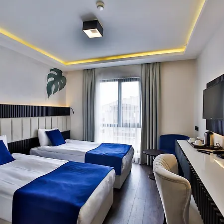 Kavala ホテル 4*