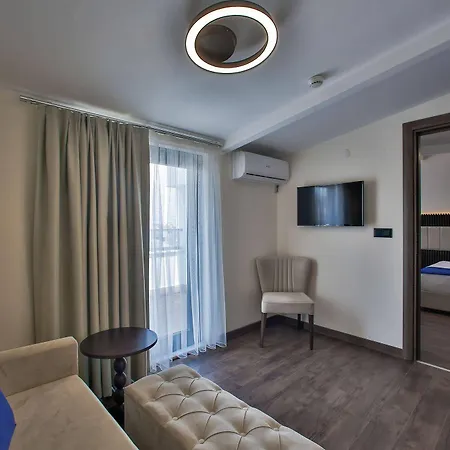 Kavala Hotel 4*