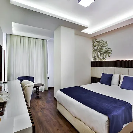 Kavala Hotel 4*
